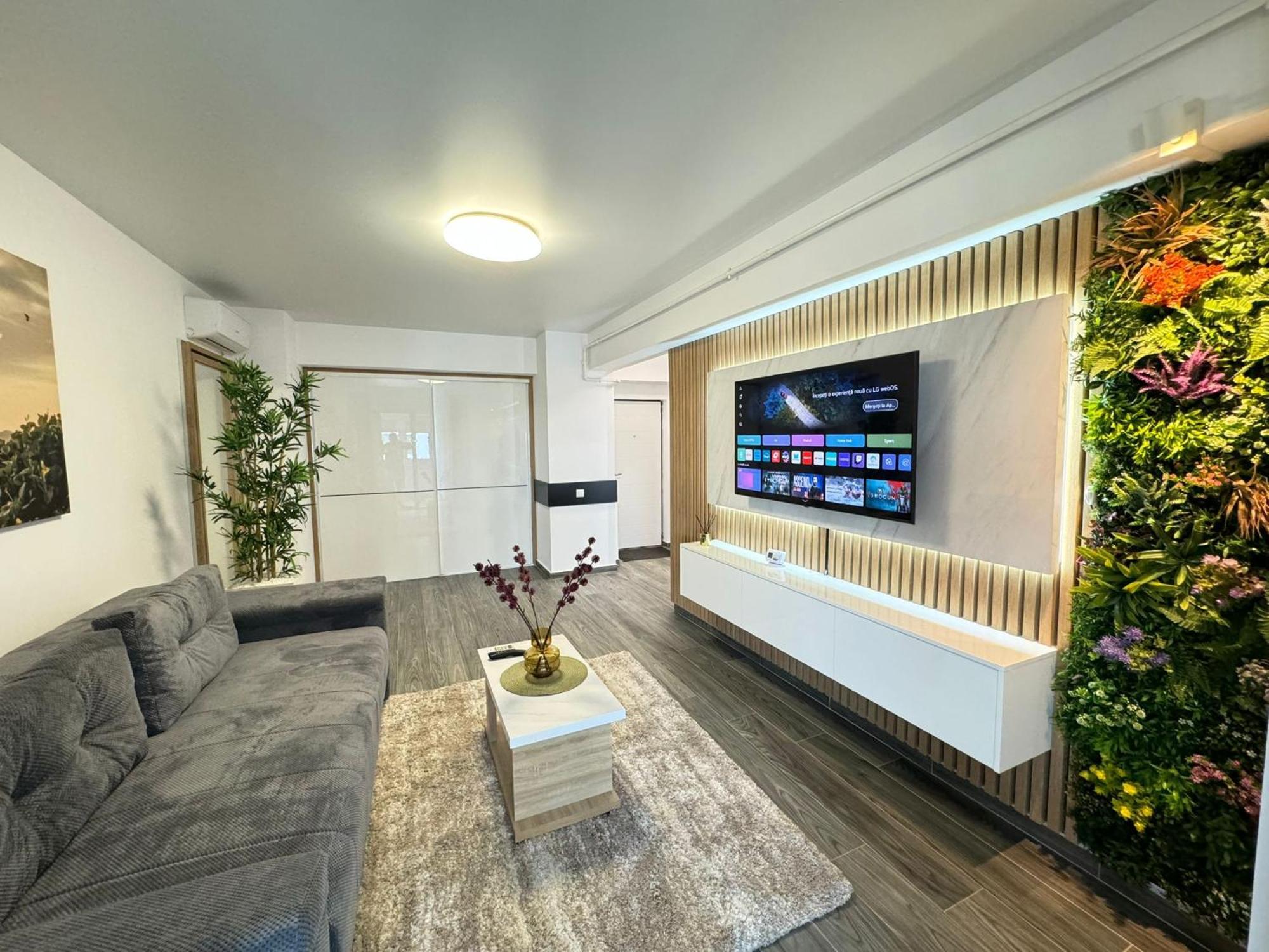 Luxury Glam Apartments Central Adress Bucuresti With Parking Luaran gambar