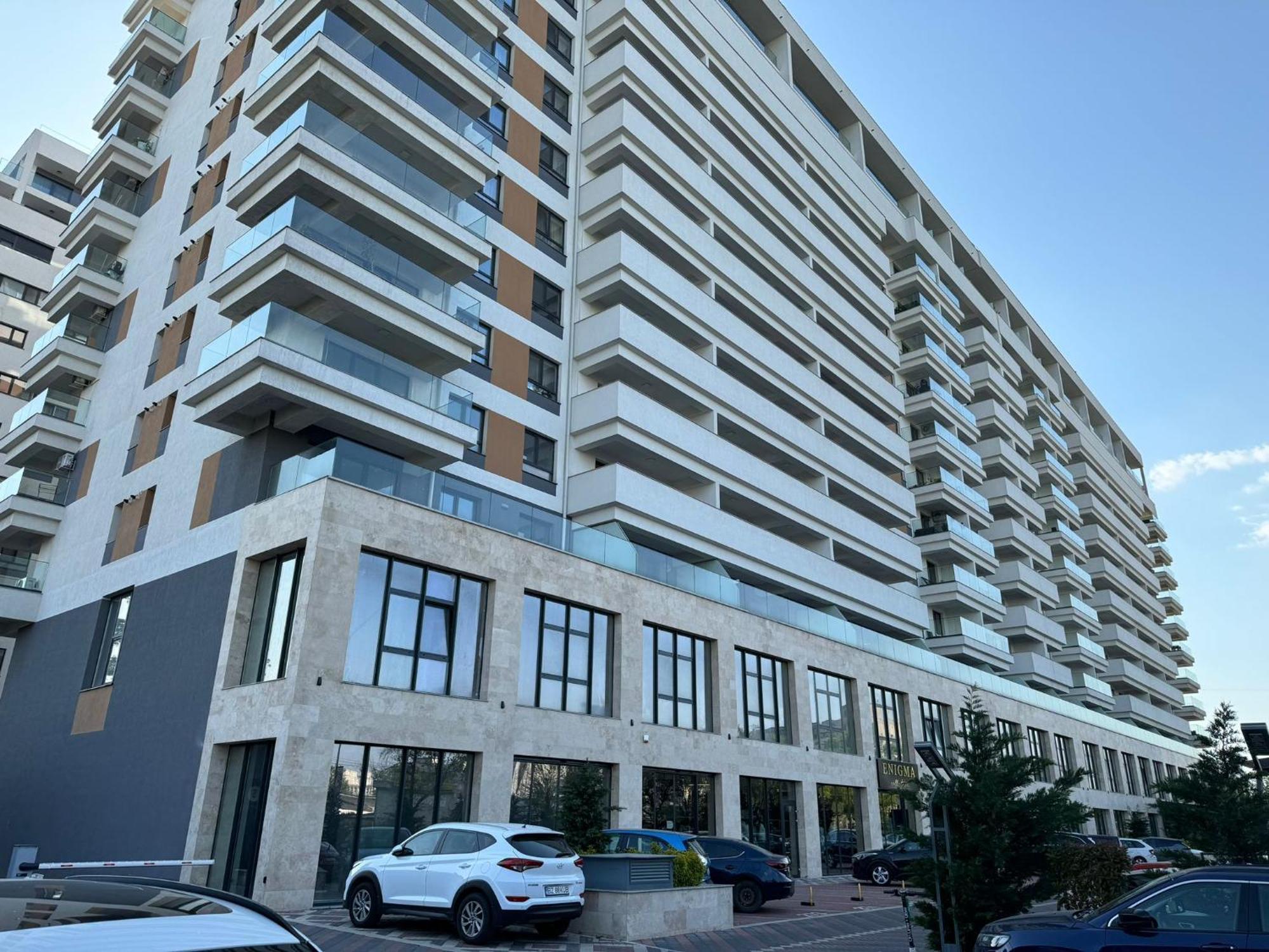 Luxury Glam Apartments Central Adress Bucuresti With Parking Luaran gambar